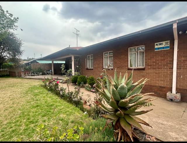 3 BEDROOM HOUSE FOR SALE IN VANDERBIJLPARK CW 5